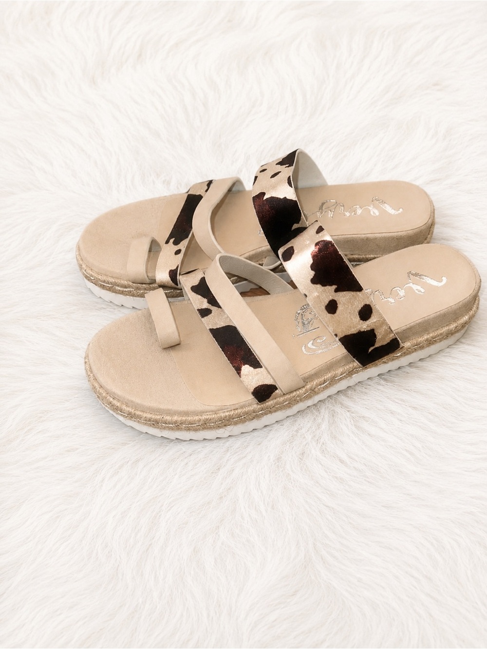 Very G Cow Print Sandals Size 11 Western Boho Espadrille Platform Slides